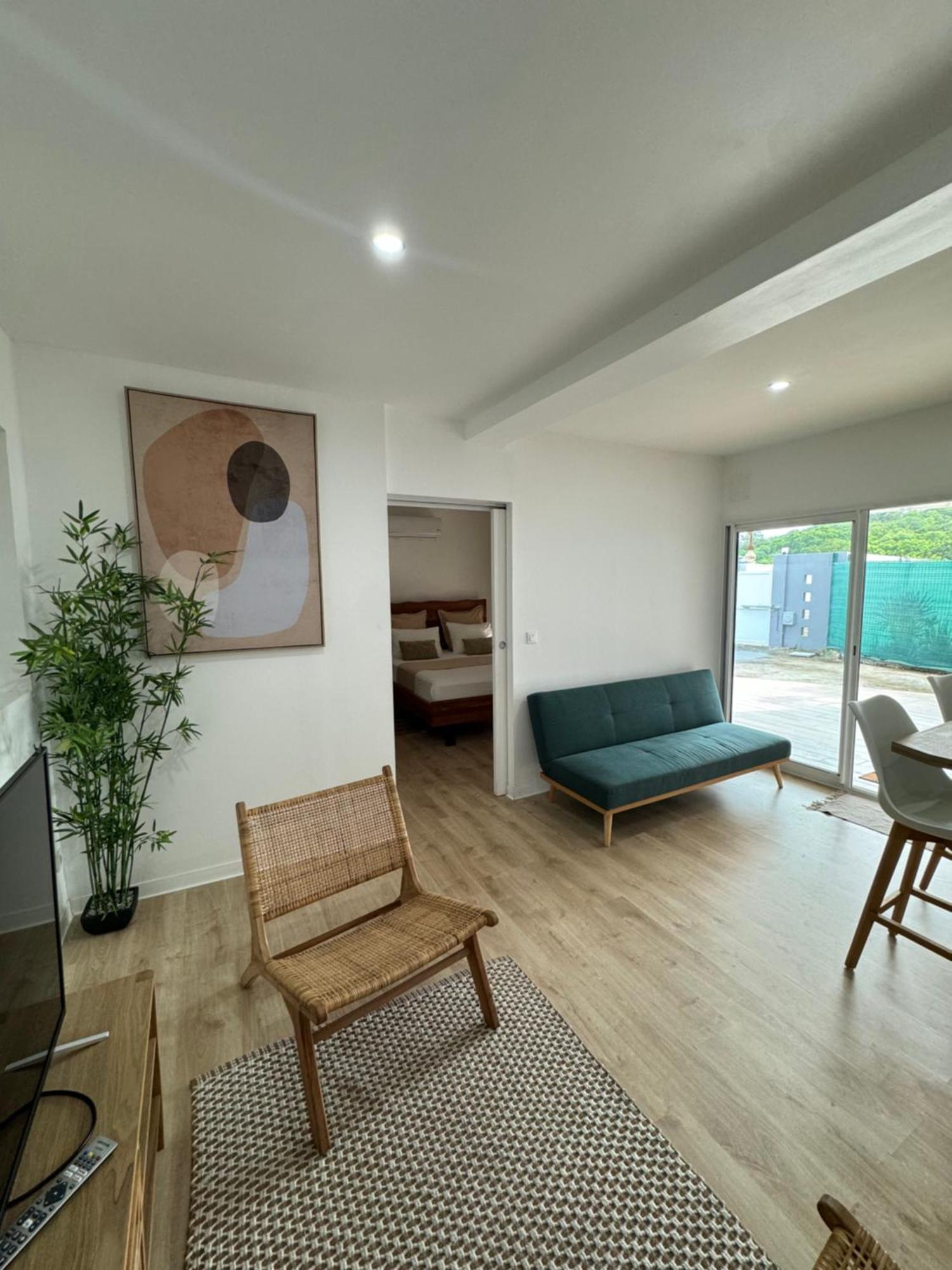 Bungalow Beausejour Льо Мул Екстериор снимка